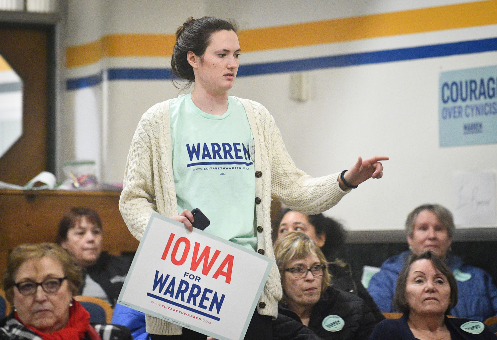 020420-ia-caucus-mm-025.jpg